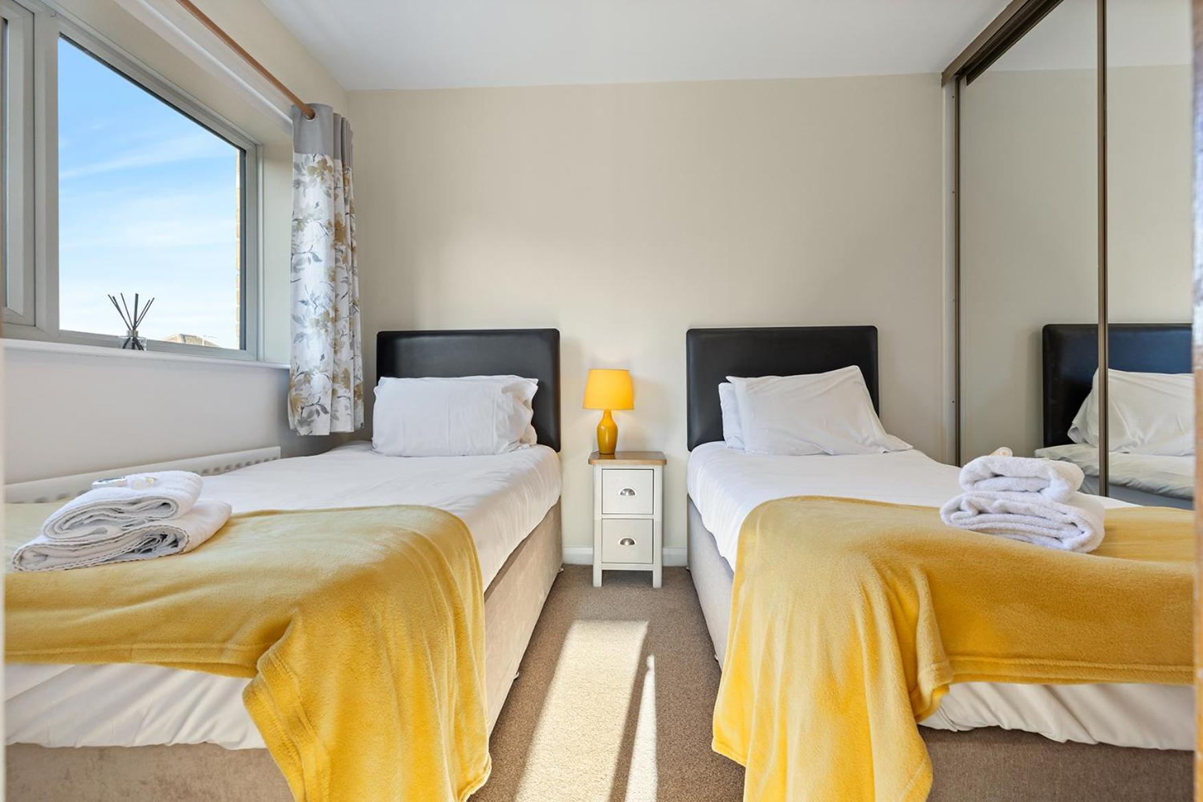 Pass The Keys Townhouse With Free Parking Holiday home